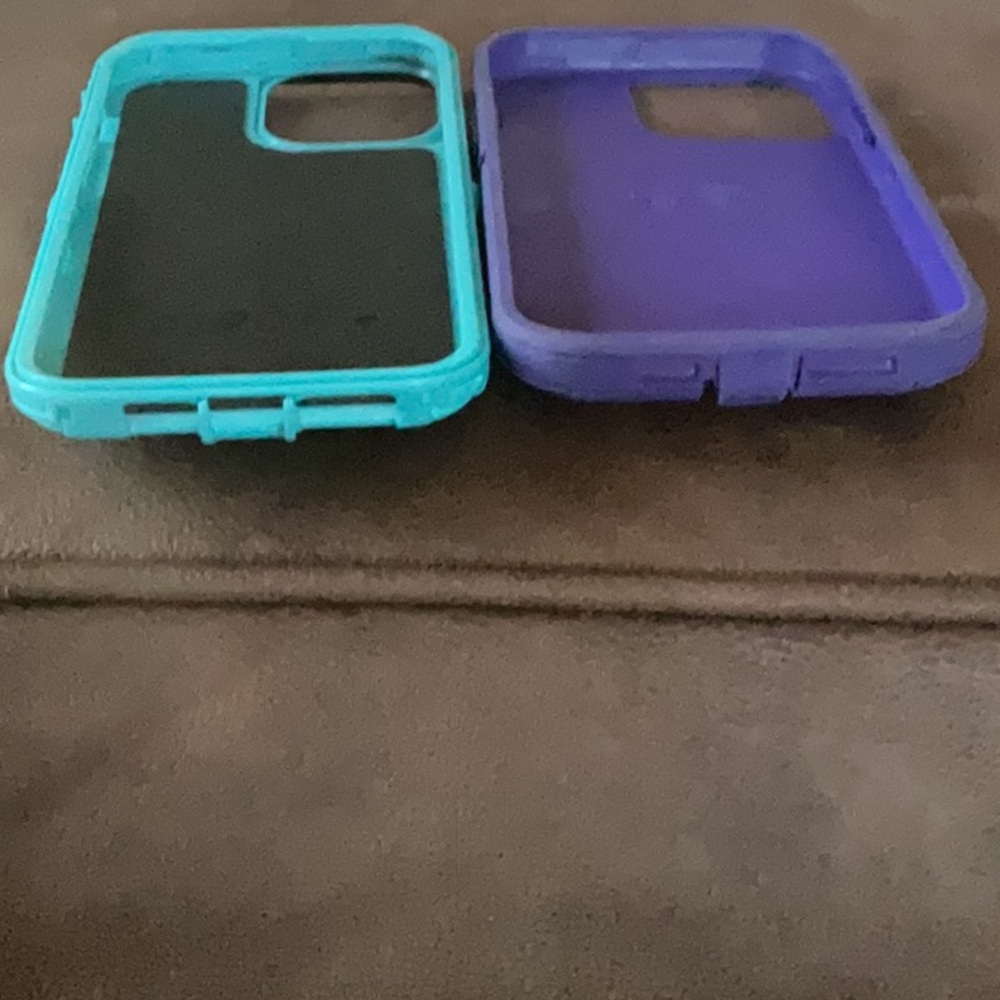 Otter Box Defender Series Purple and Blue Phone Case for iPhone 13 Pro Max - Picture 5 of 5